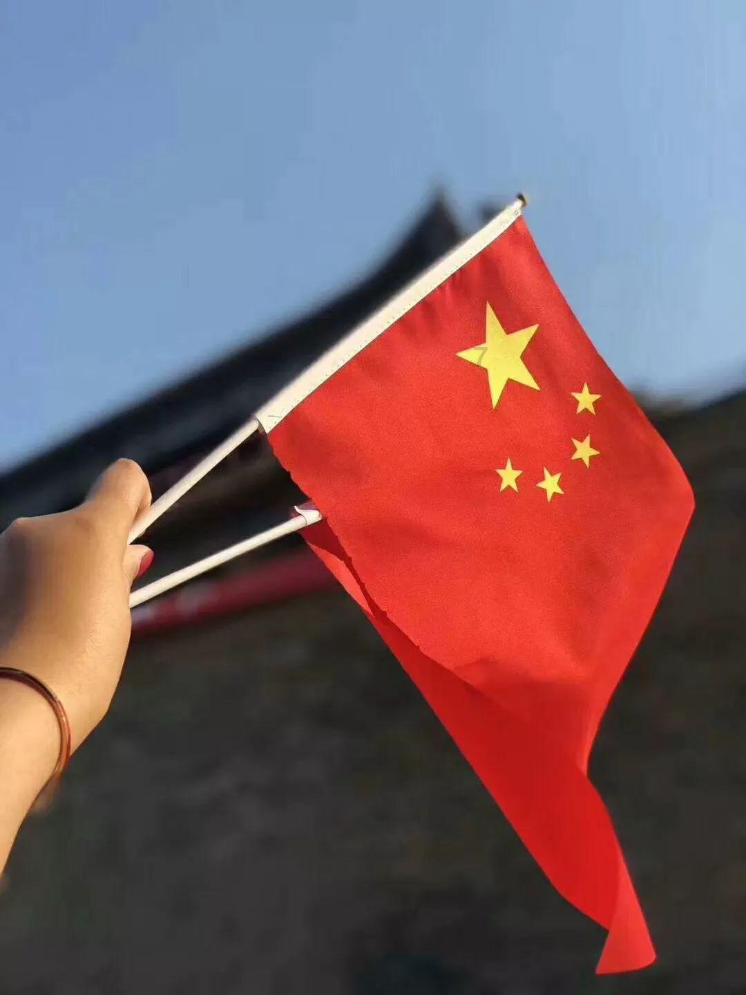 黔西南州委常委会召开会议 学习贯彻省两会精神和省委书记、省人大常委会主任徐麟参加我州代表团审议时的讲话精神